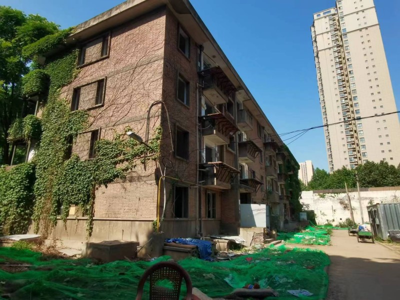 陕西省西安植物园家属院改造项目动迁拆迁清运工程